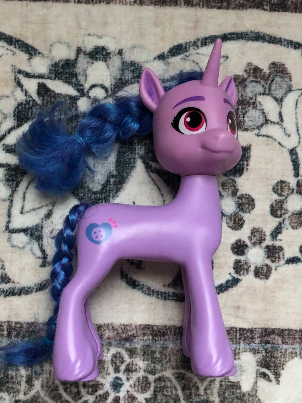 2020 Hasbro My Little Pony MLP Unicorn G5: Izzy Moonbow 9"